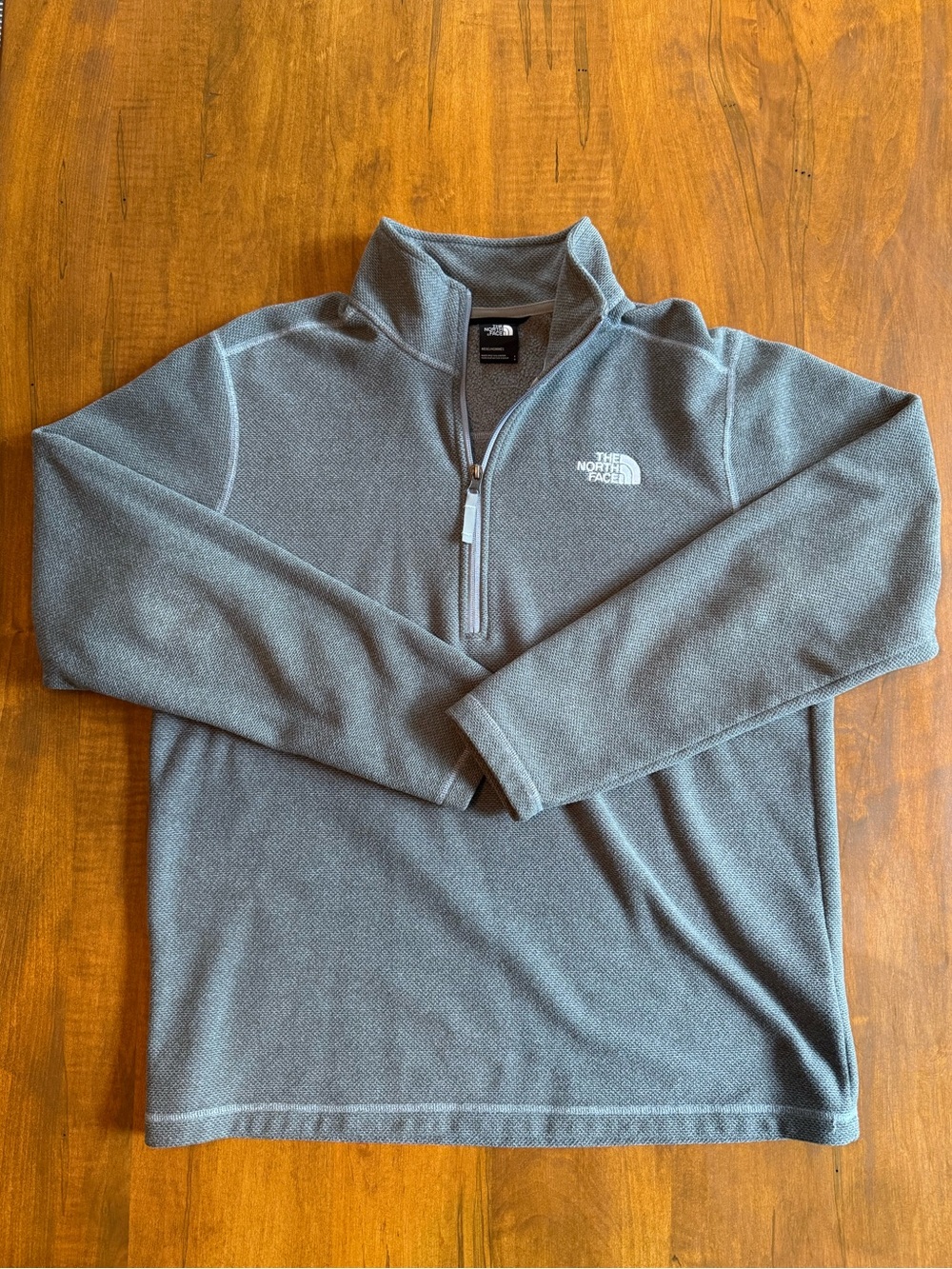 The North Face Men's Gray Quarter-Zip Fleece Pullover